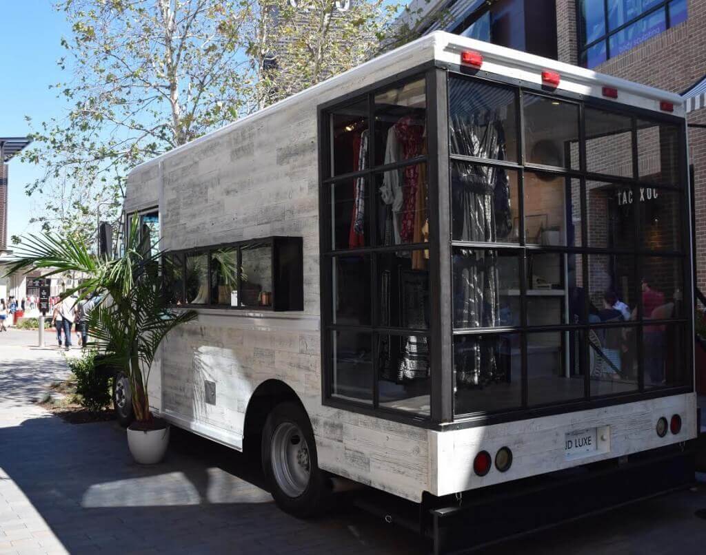 J.D. LUXE Mobile Boutique Opens Flagship Retail Store at