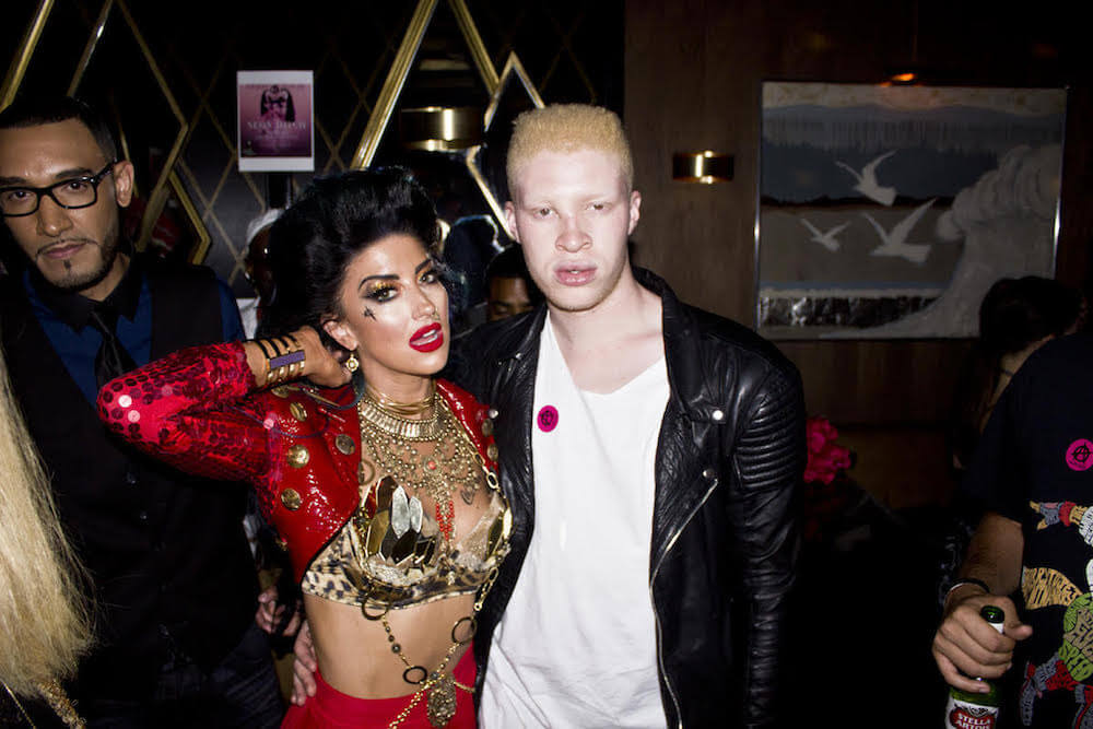 Neon Hitch with Shaun Ross at 